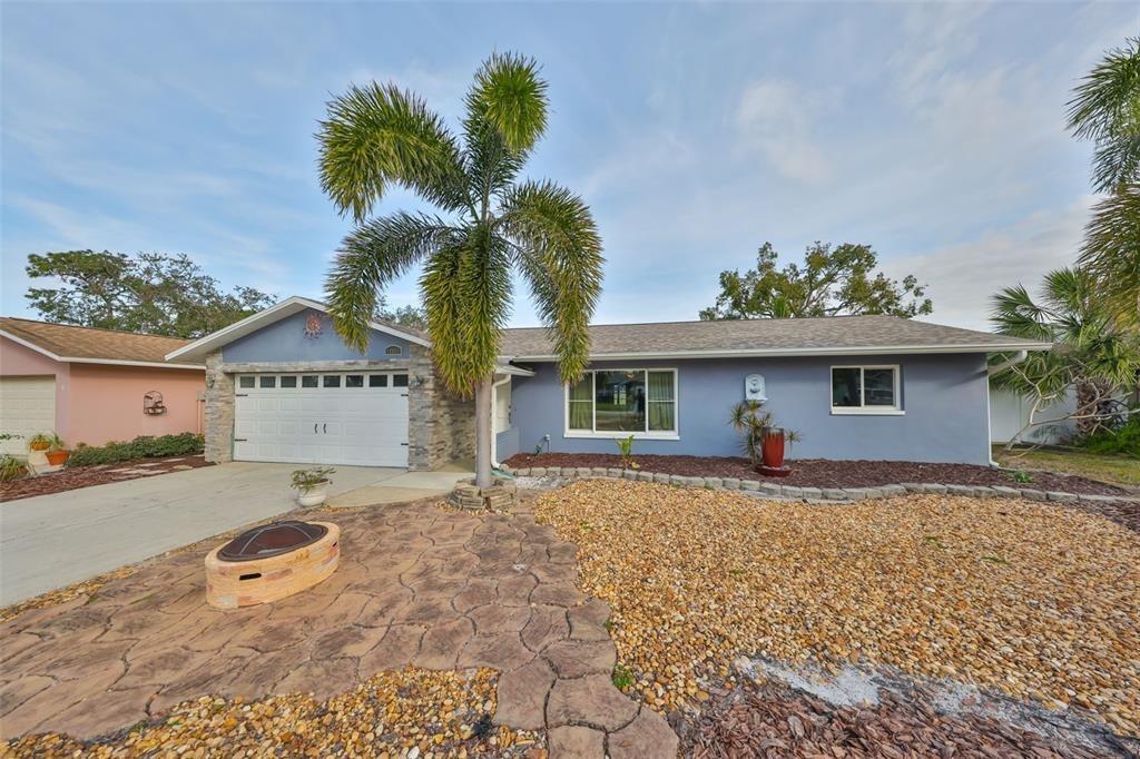 79th Pl, Seminole, FL 33772