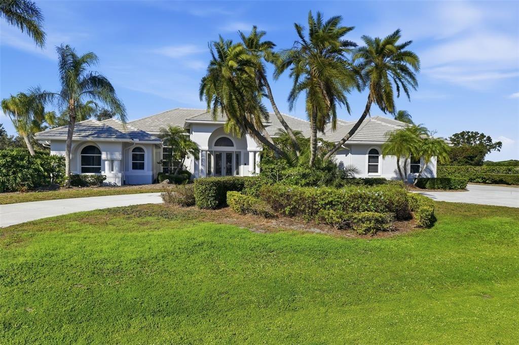 Alister Mackenzie Dr, Sarasota, FL 34240