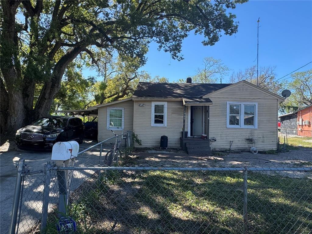 43rd St, Orlando, FL 32839