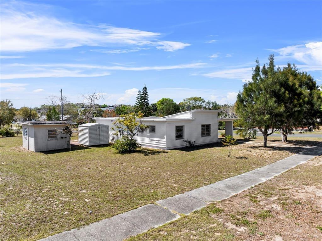 S 12th St, Lake Wales, FL 33853
