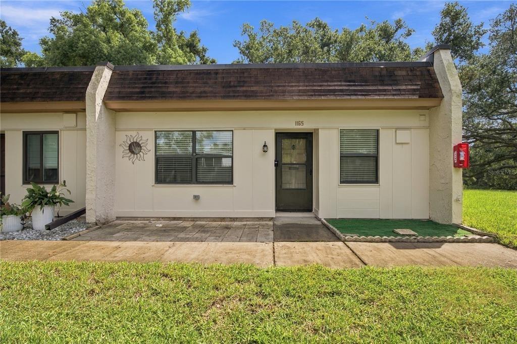 Mission Cir, Clearwater, FL 33759