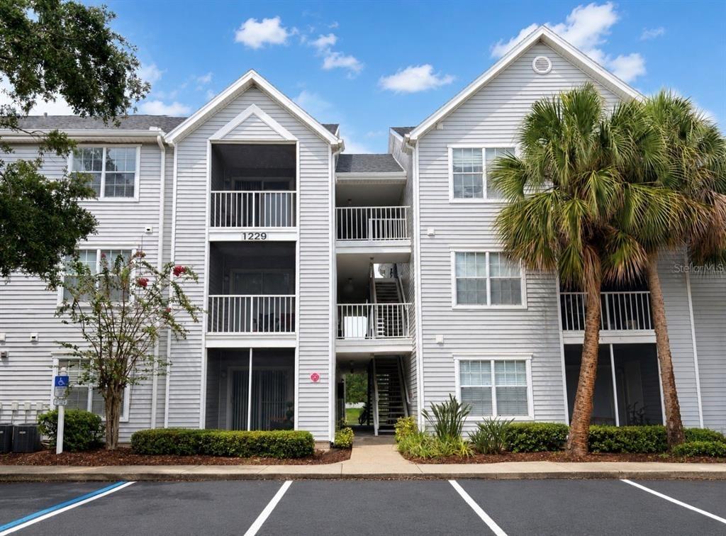 Bermuda Lakes Ln, Kissimmee, FL 34741