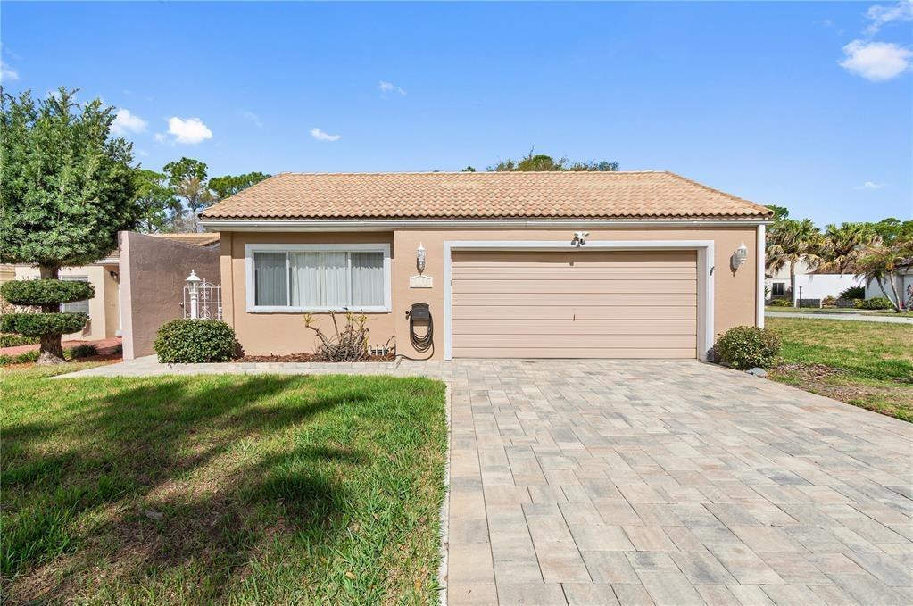 Las Flores, Winter Haven, FL 33884