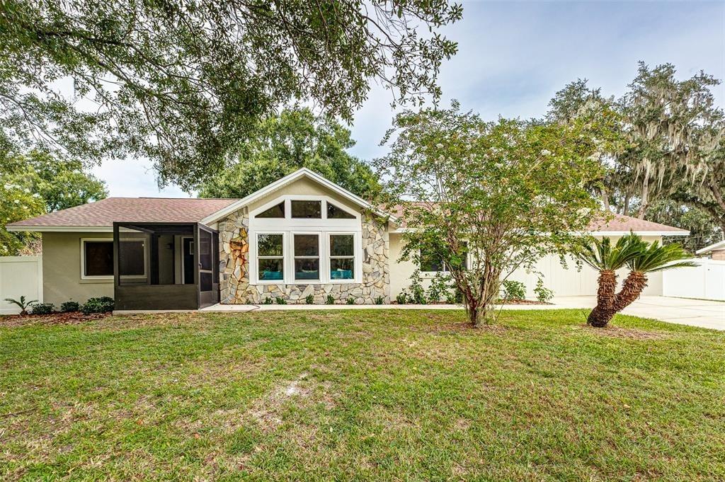 Forestbrook Dr N, Lakeland, FL 33811