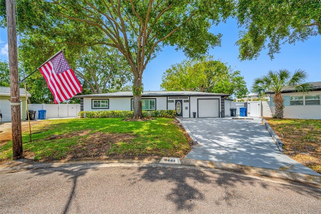 8th Way N, Saint Petersburg, FL 33702