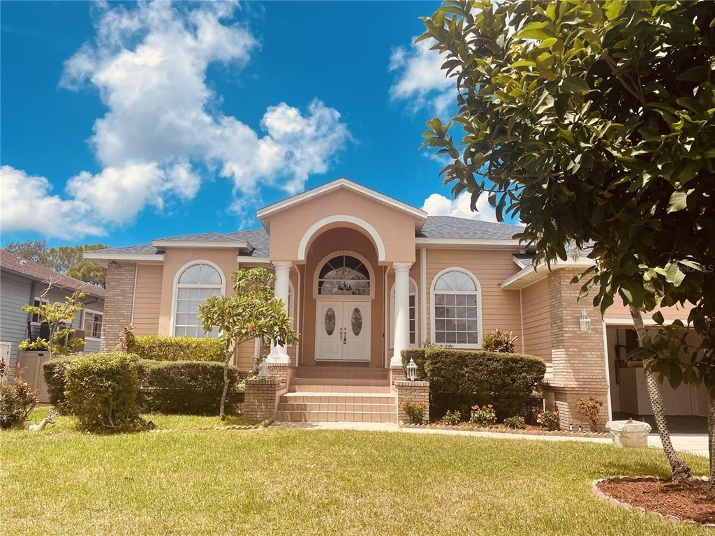 Pebble Beach Ln, Seminole, FL 33777