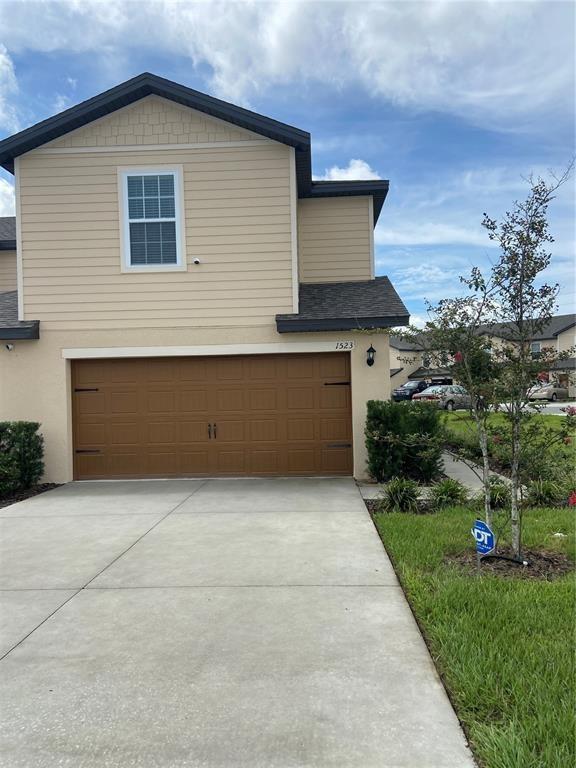 Wynford Cir, Tavares, FL 32778