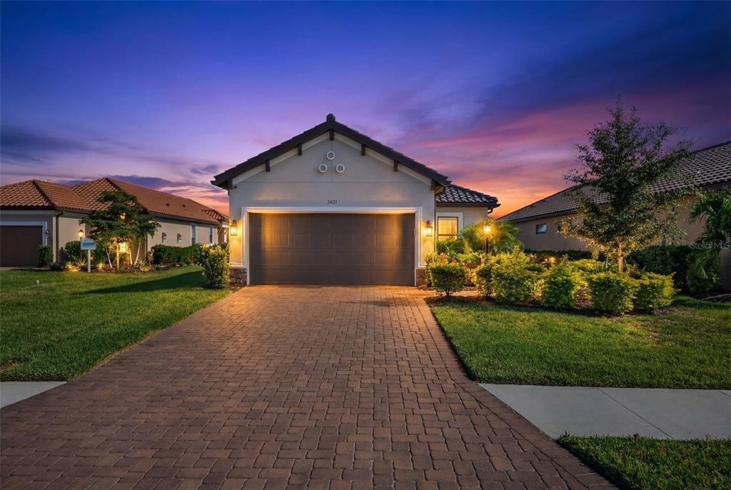 Veneto Ct, Bradenton, FL 34211