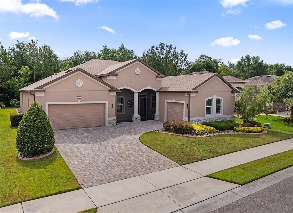 Bridgeport Bay Cir, Mount Dora, FL 32757