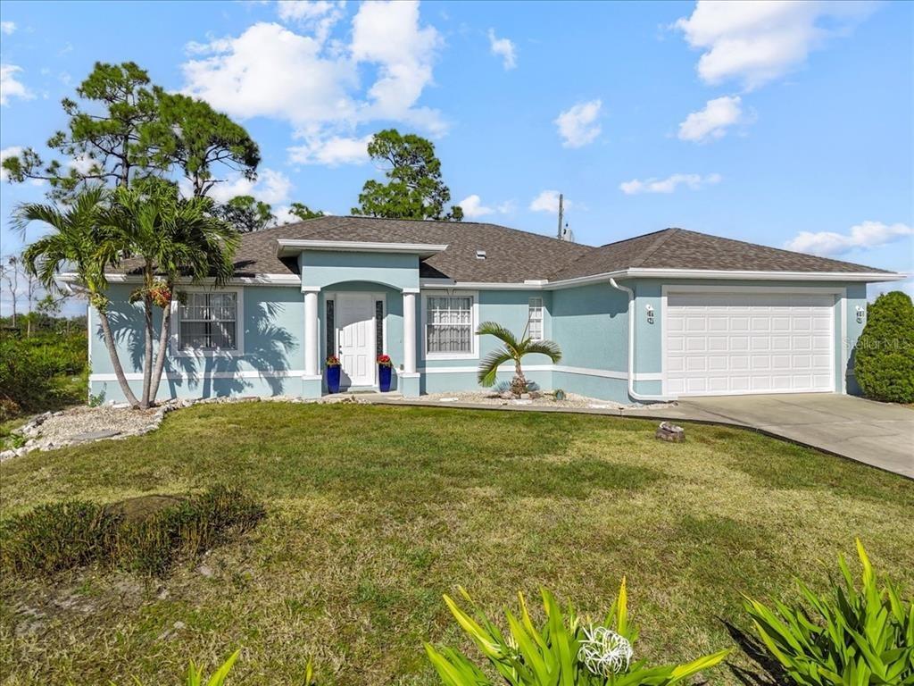Abaft Pl, Placida, FL 33946