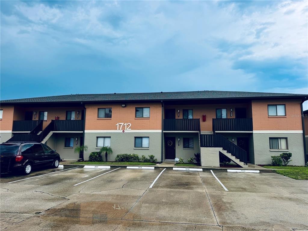 University Ln, Cocoa, FL 32922