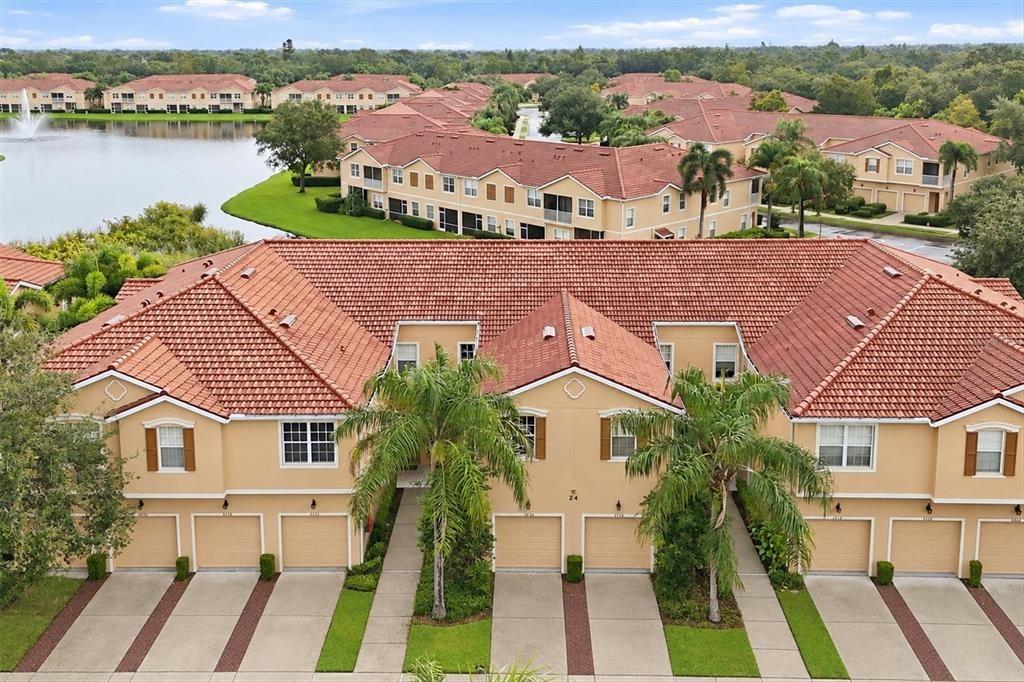 Parkridge Cir, Sarasota, FL 34243