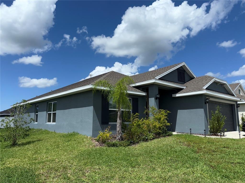 Tropical Violet Way, Wimauma, FL 33598