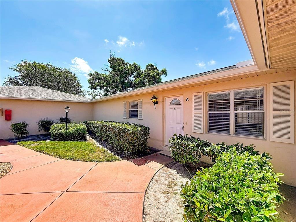 Corinne Ct S, Saint Petersburg, FL 33712
