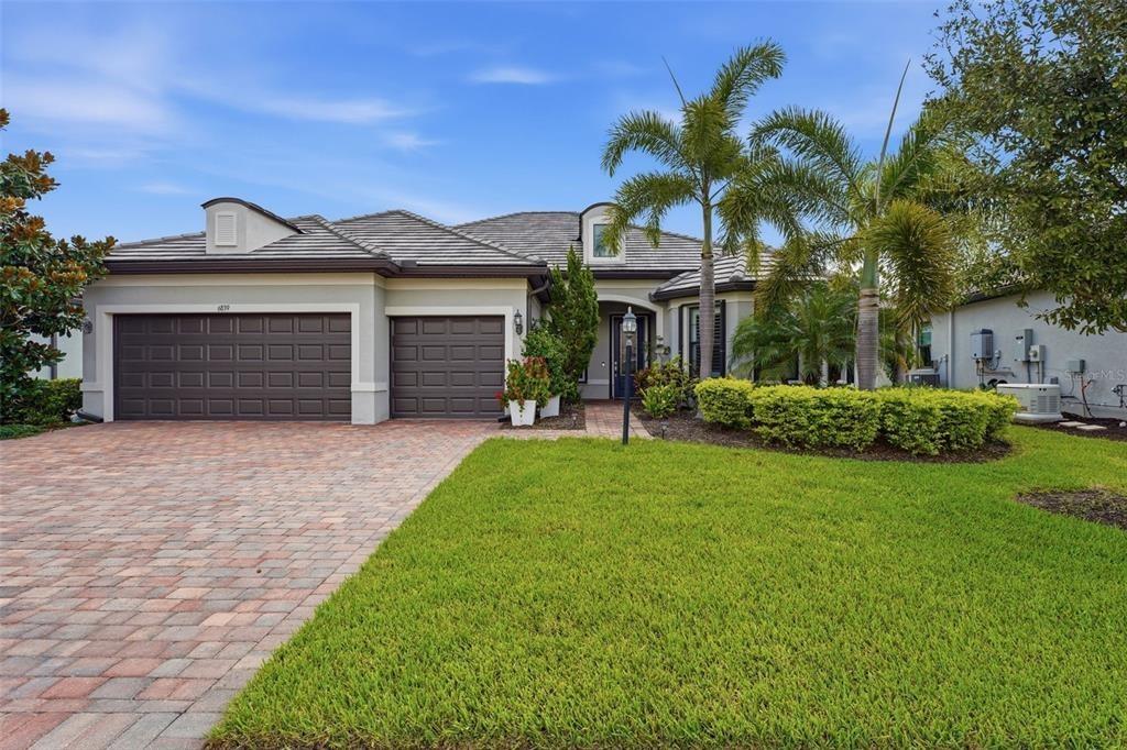 Chester Trl, Bradenton, FL 34202