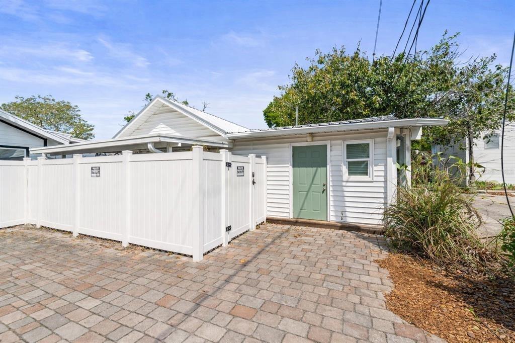 7th Ave N, Saint Petersburg, FL 33713