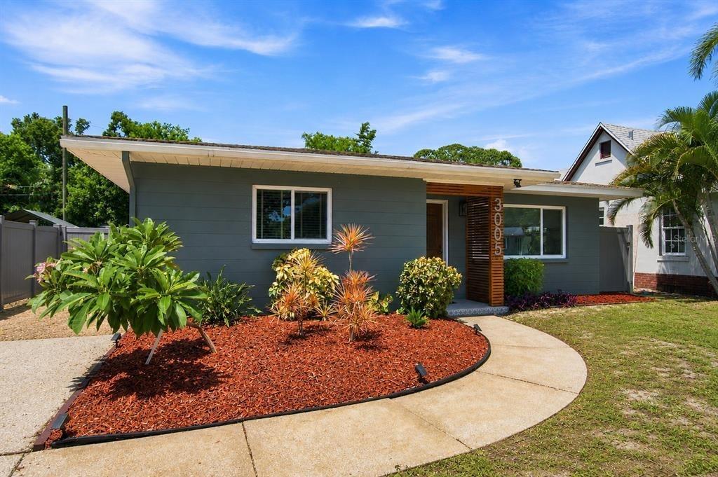 10th Ave N, Saint Petersburg, FL 33713