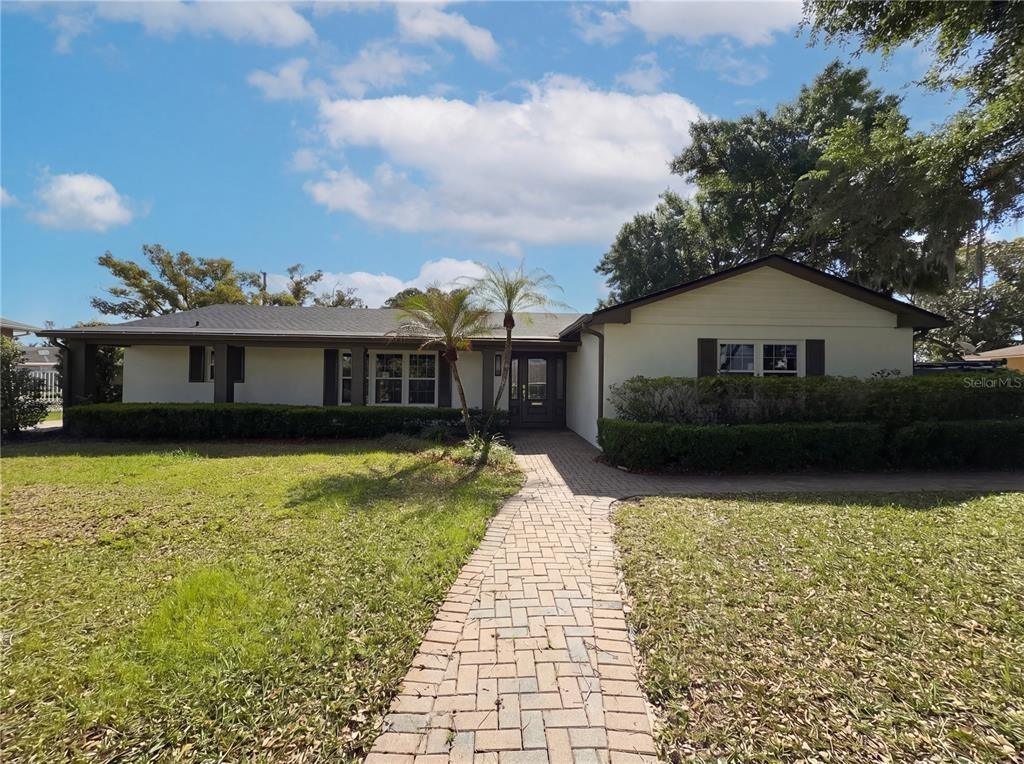 Oakleigh Ln, Maitland, FL 32751