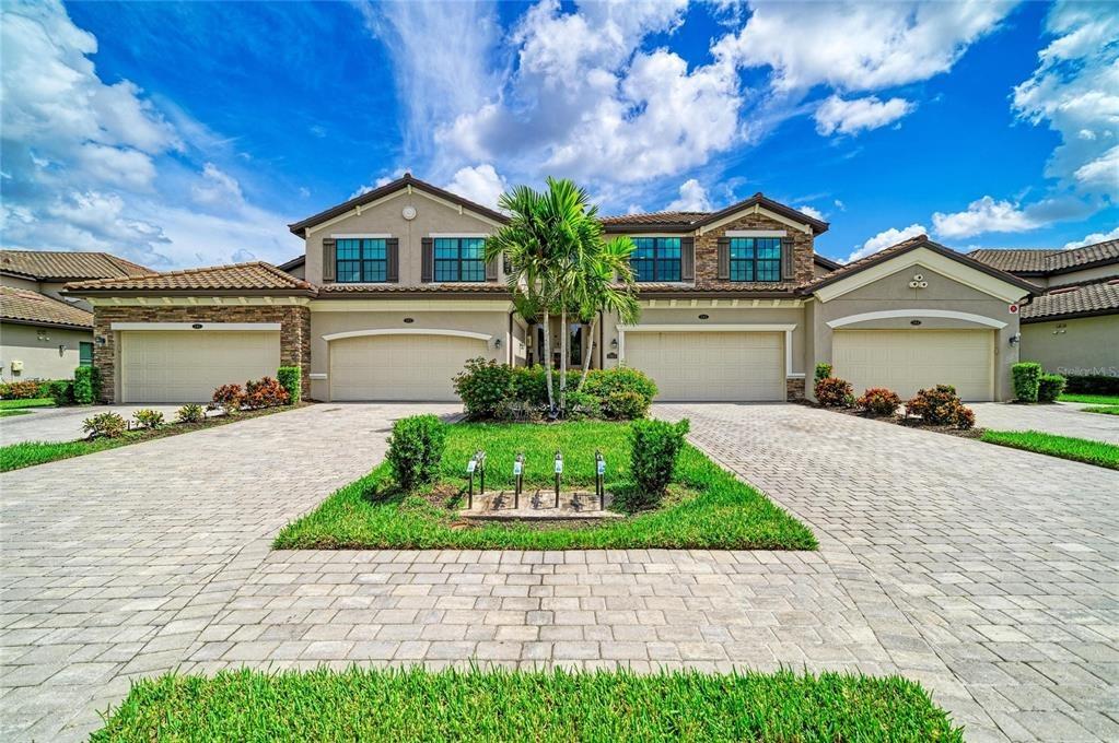 Gawthrop Dr, Bradenton, FL 34211