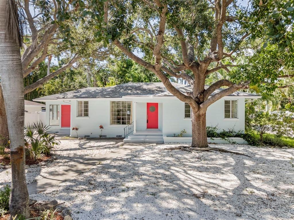 Virginia Dr, Bradenton, FL 34205