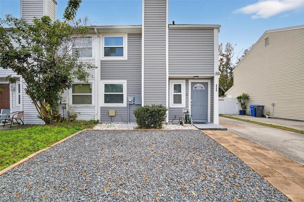 Rockpointe Dr, Tampa, FL 33634