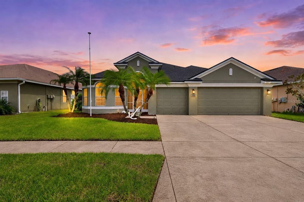 19th St Nw, Ruskin, FL 33570