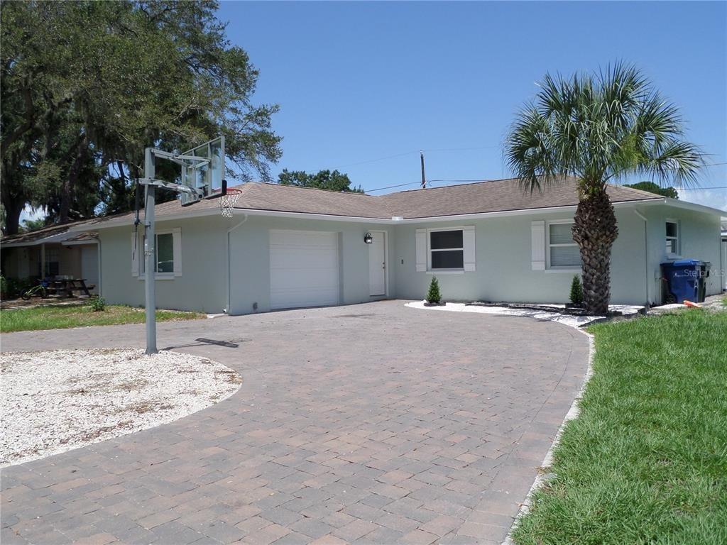 Silk Oak Dr, Sarasota, FL 34232