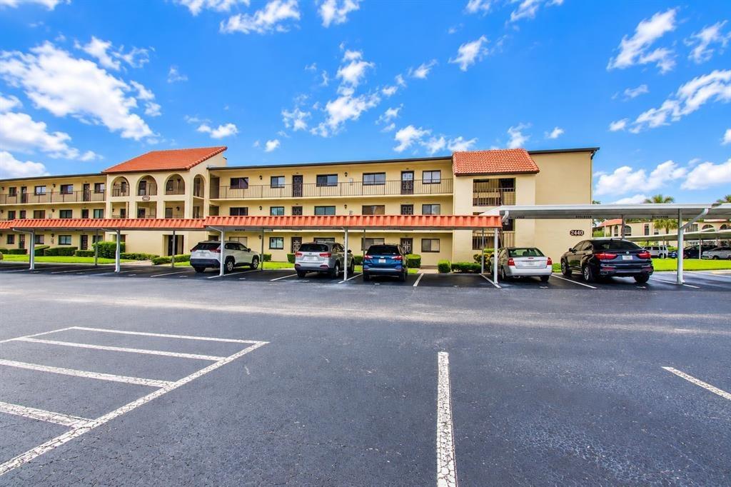 Winding Creek Blvd, Clearwater, FL 33761