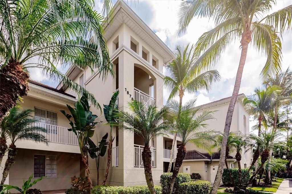 Tarpon Bay Dr S, Naples, FL 34119