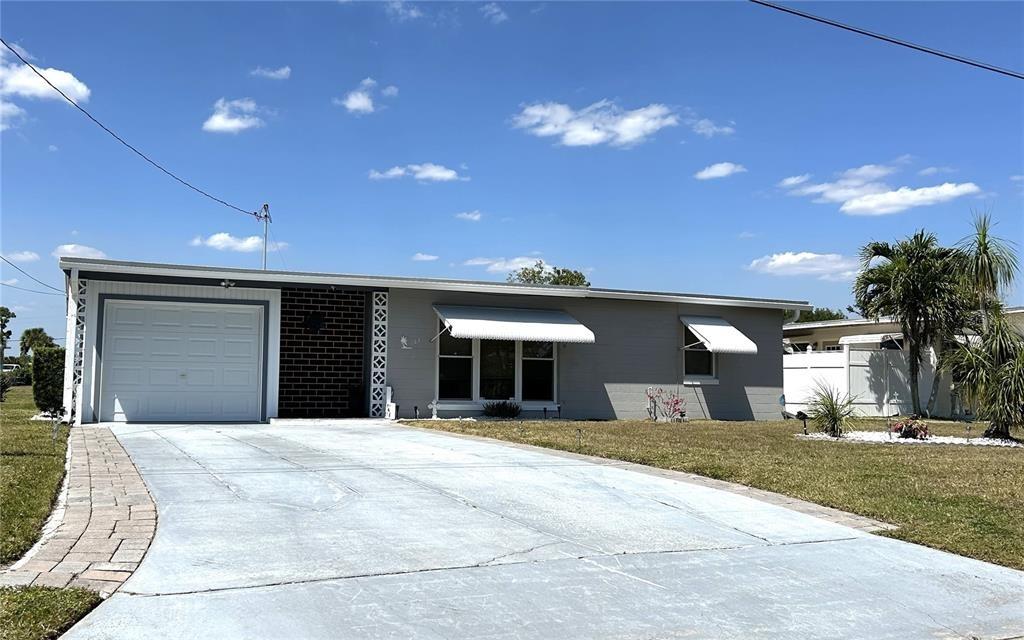 Poinsettia Cir Ne, Port Charlotte, FL 33952