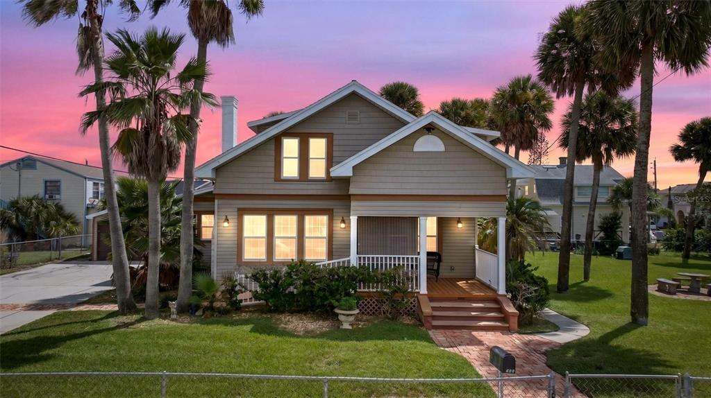 S Grandview Ave, Daytona Beach, FL 32118