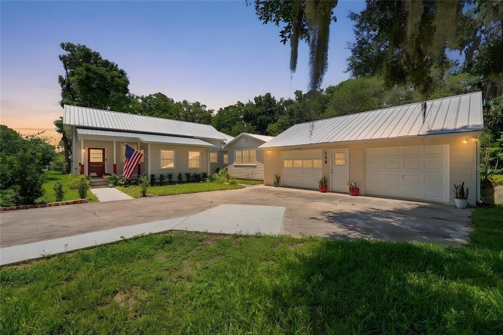 N Lakeview Dr, Lake Helen, FL 32744