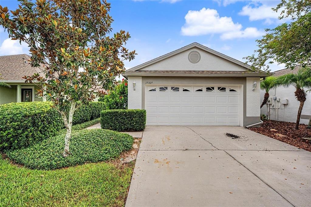 Weymouth Dr, Land O Lakes, FL 34638