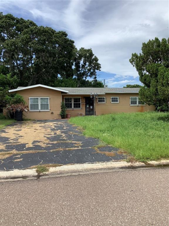 Dolphin Ave Se, Saint Petersburg, FL 33705