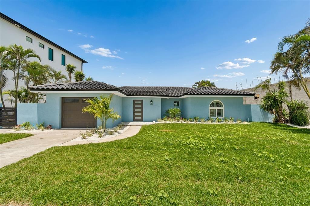 Tarpon Dr, Treasure Island, FL 33706