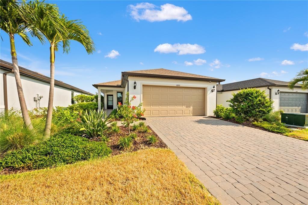 Silverstar Dr, Sarasota, FL 34240