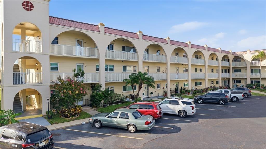 Costa Rican Dr, Clearwater, FL 33763