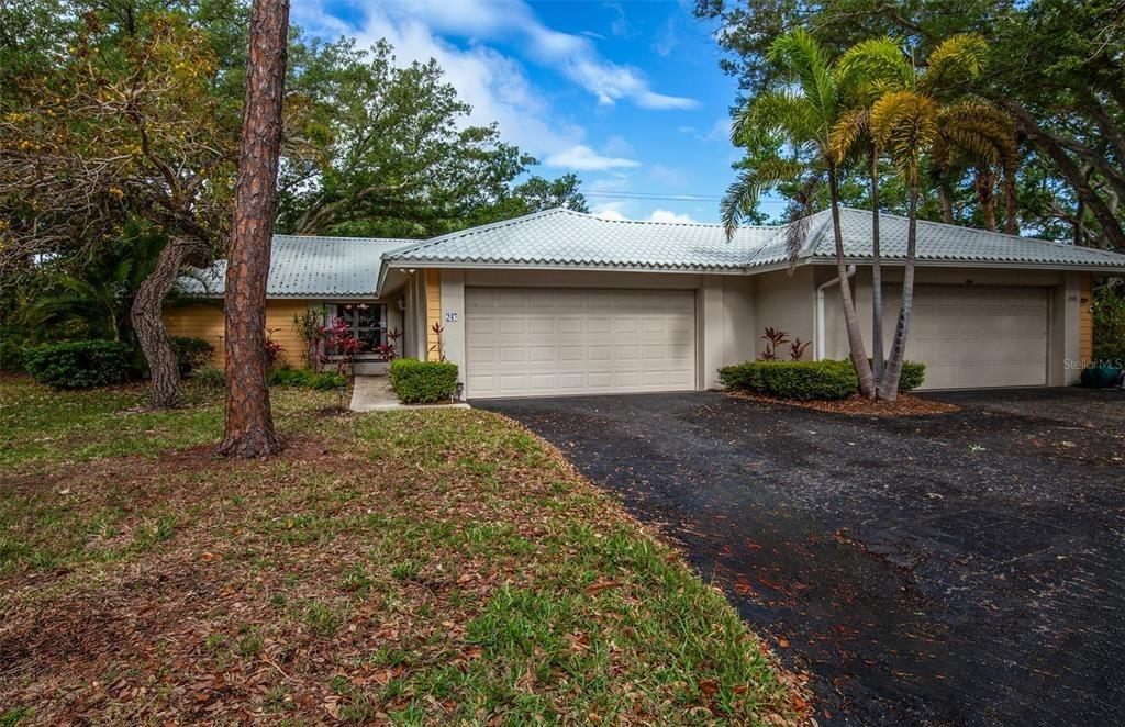 Southampton Ln, Venice, FL 34293