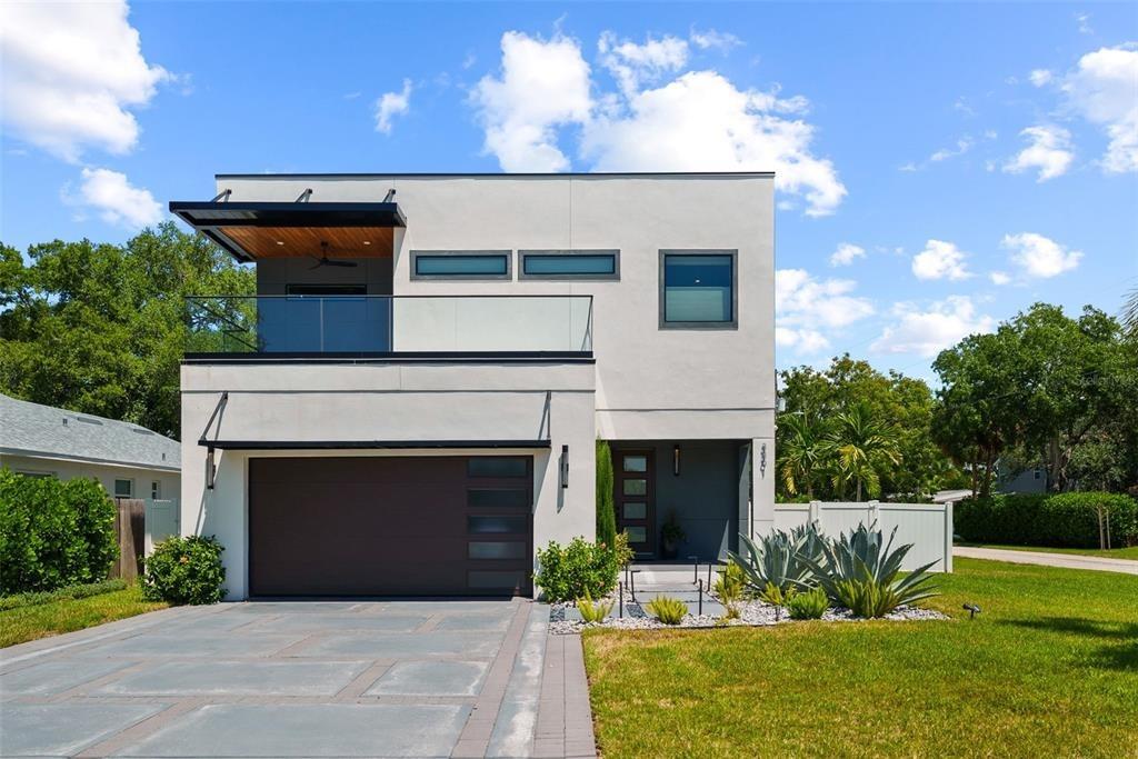W Paul Ave, Tampa, FL 33611