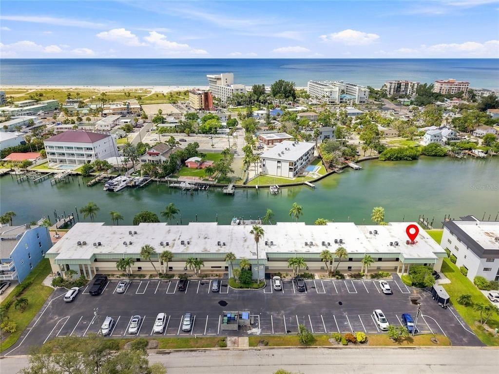 Capri Cir S, Treasure Island, FL 33706