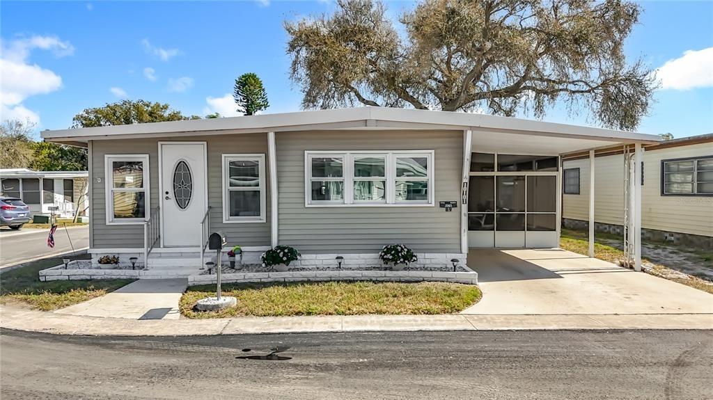 N Lake Dr, Largo, FL 33773