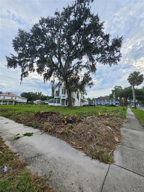 S Vernon Ave, Kissimmee, FL 34741