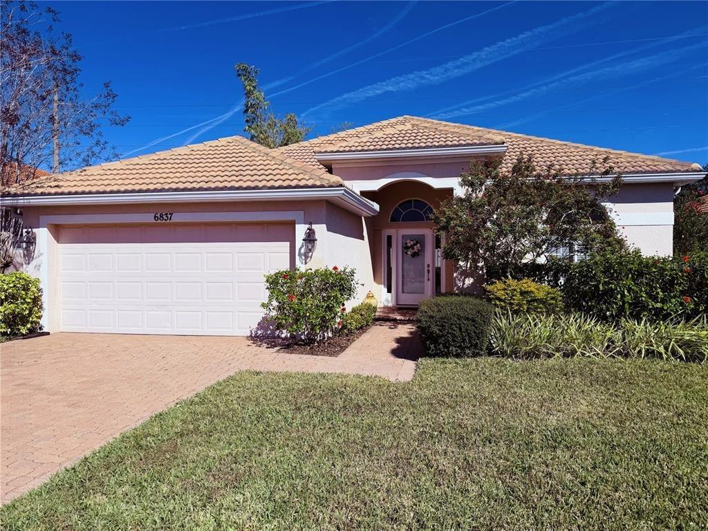 74th Street Cir E, Bradenton, FL 34203