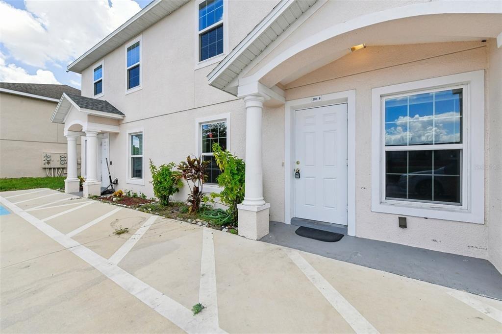 Majors Ln, Kissimmee, FL 34743