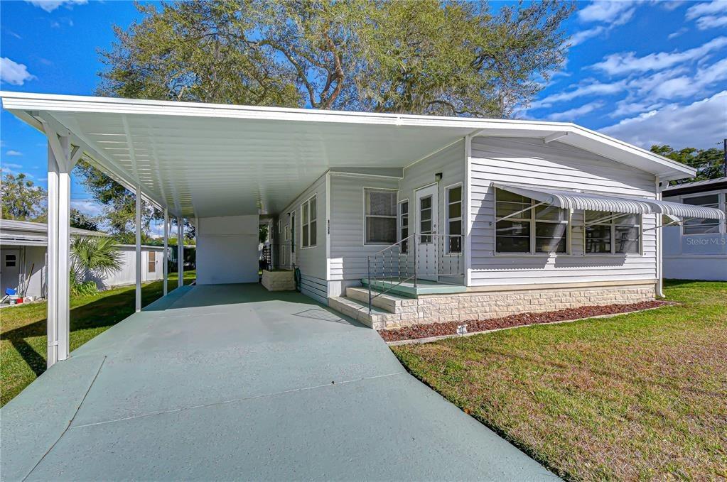Ridgewood Dr, Zephyrhills, FL 33542