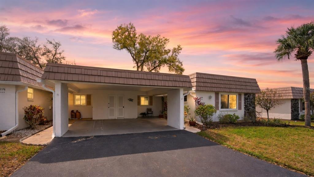 Aquabluff Pl, Sarasota, FL 34231