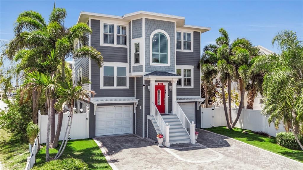 Avenue B, Bradenton Beach, FL 34217