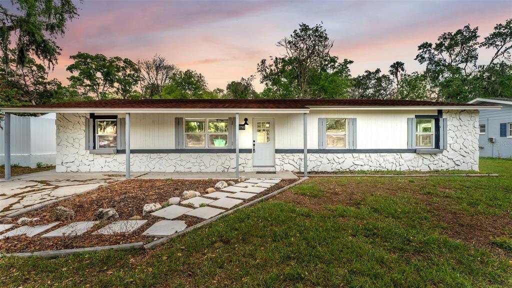 N Hiawatha Ter, Crystal River, FL 34428