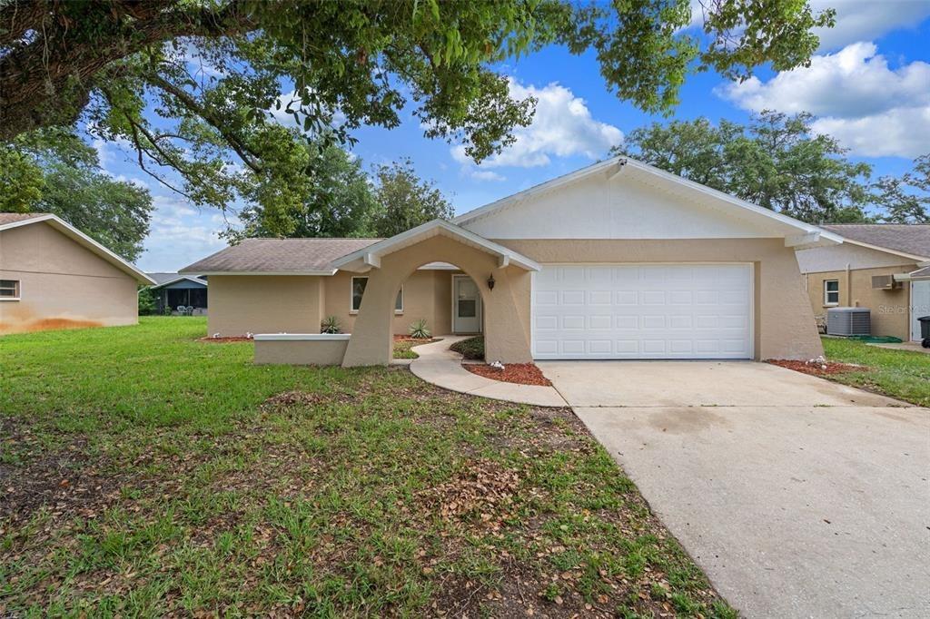 Woodbridge Dr, New Port Richey, FL 34655