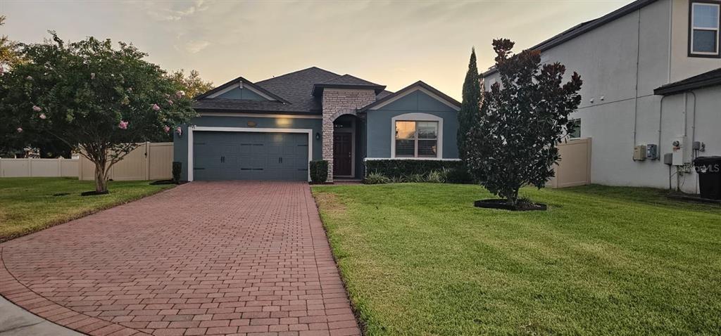 Hilltop Pl, Saint Cloud, FL 34772